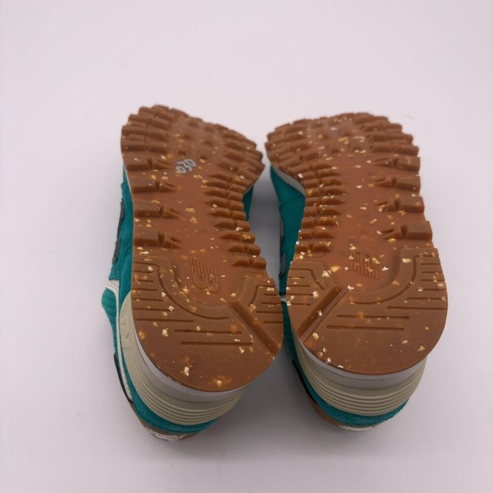 New Balance New Balance Teal and Tan Retro Running Sneakers - Picture 5 of 5